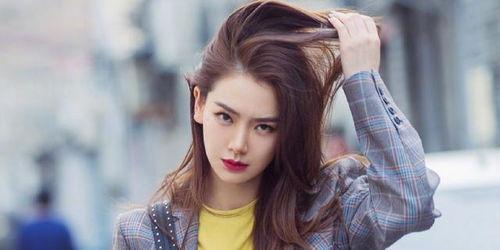 戚薇3分钟爆料视频,时尚穿搭与生活点滴大公开