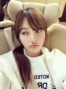 娱乐吃瓜酱自拍